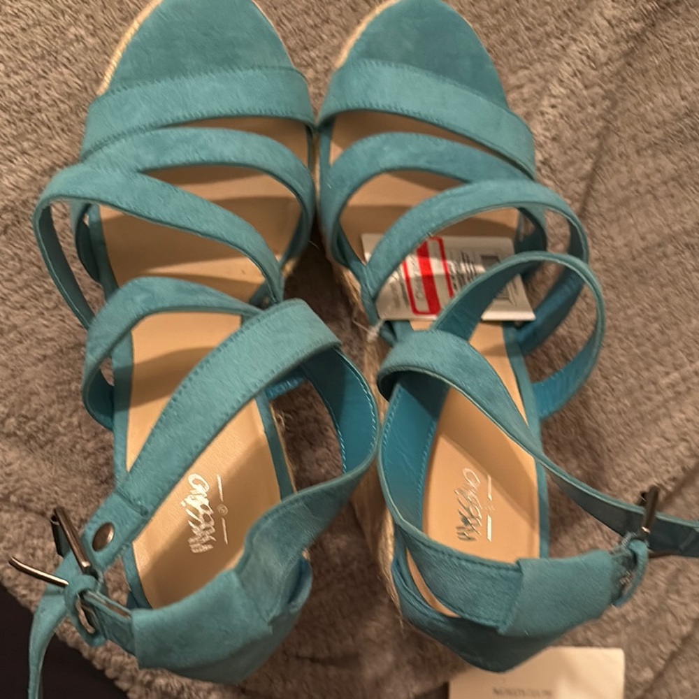 Stylish Turquoise Women’s Sandals